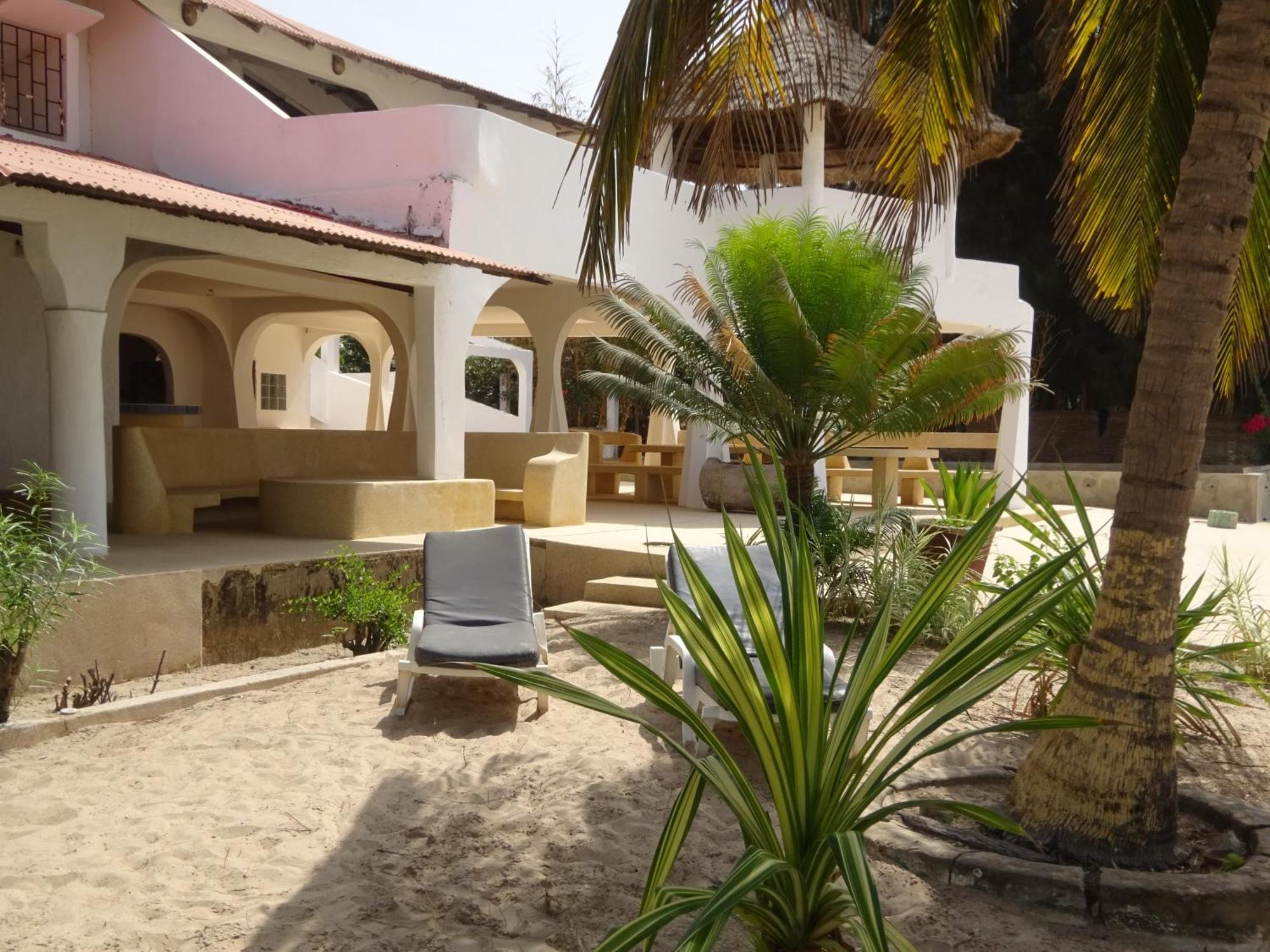 Hotel Du Bar De La Mer Cap Skirring Kabrousse ภายนอก รูปภาพ