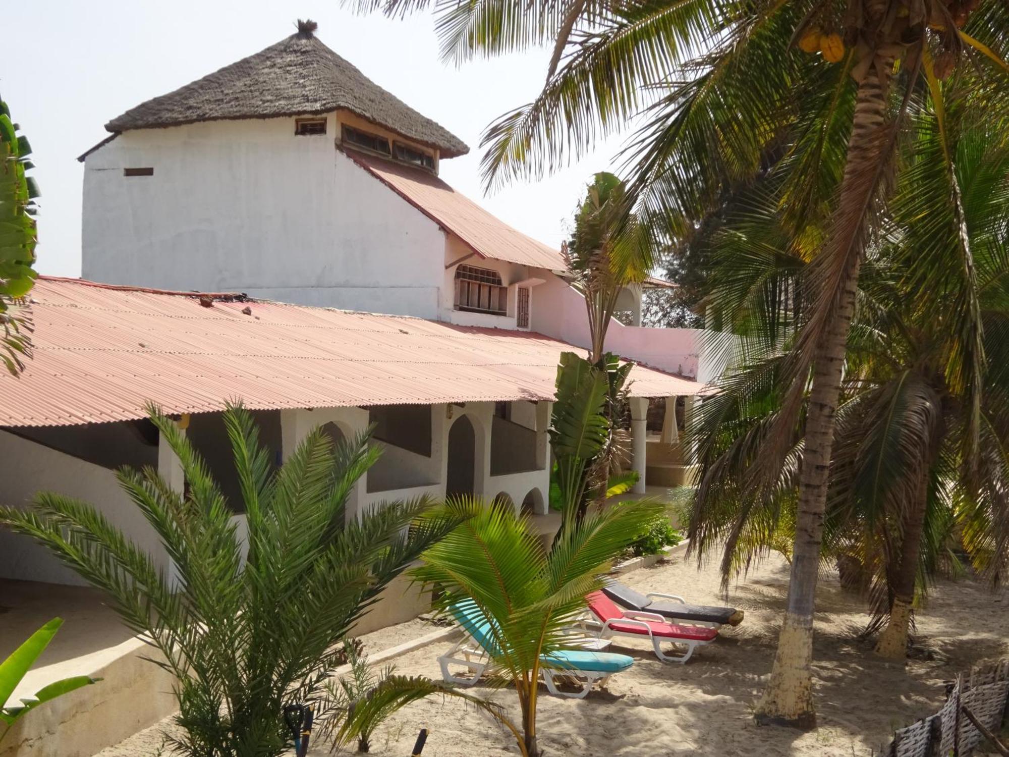 Hotel Du Bar De La Mer Cap Skirring Kabrousse ภายนอก รูปภาพ