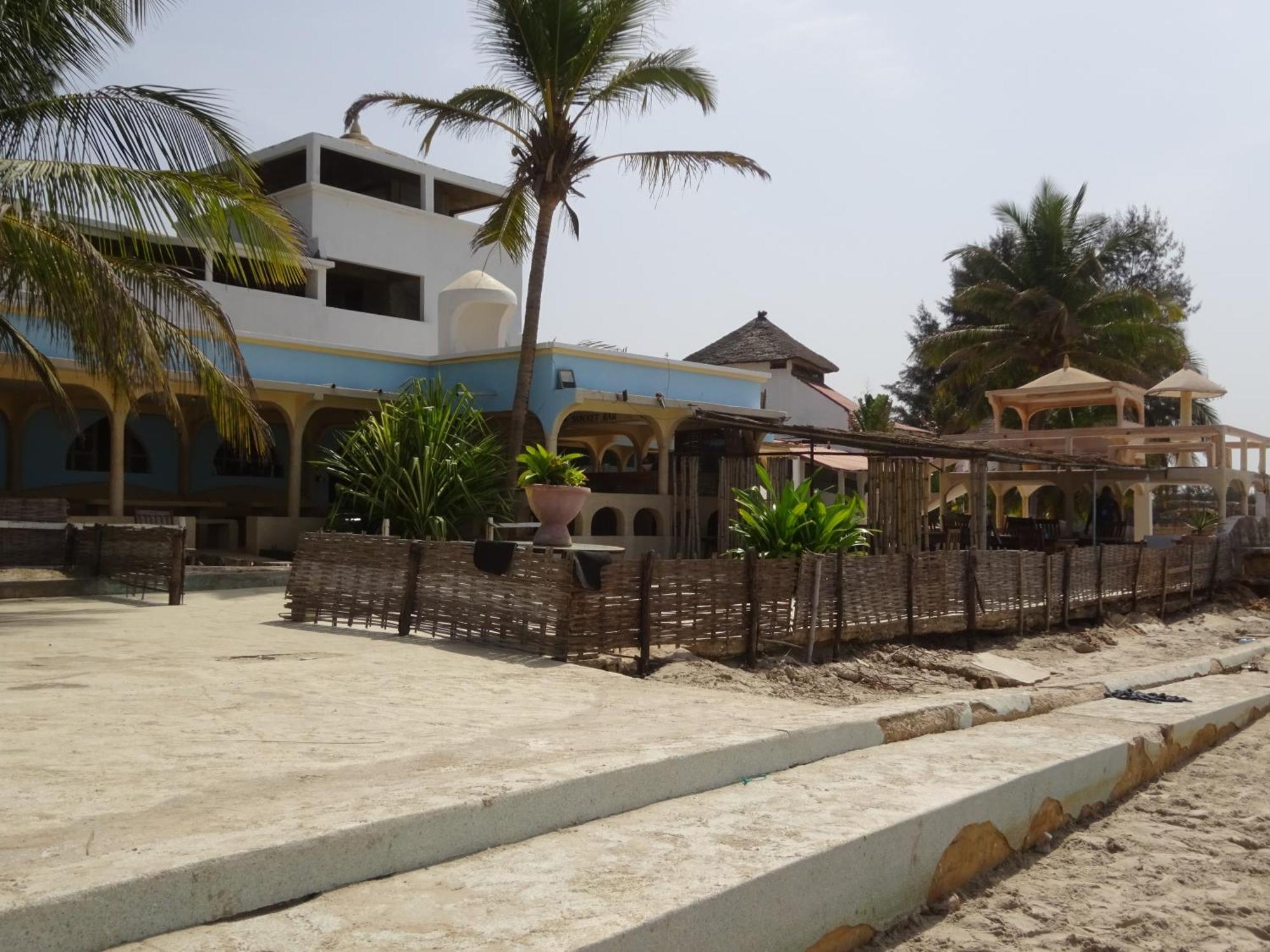 Hotel Du Bar De La Mer Cap Skirring Kabrousse ภายนอก รูปภาพ