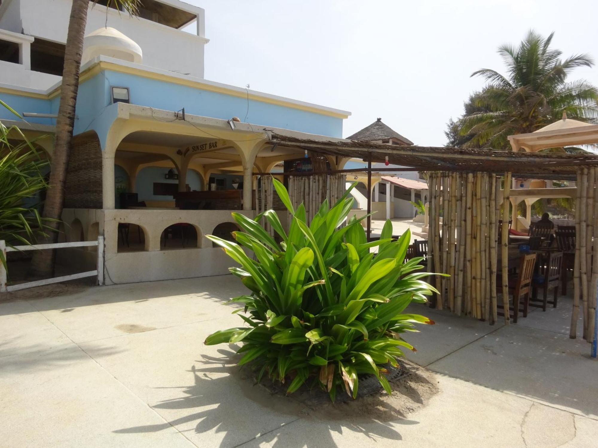 Hotel Du Bar De La Mer Cap Skirring Kabrousse ภายนอก รูปภาพ
